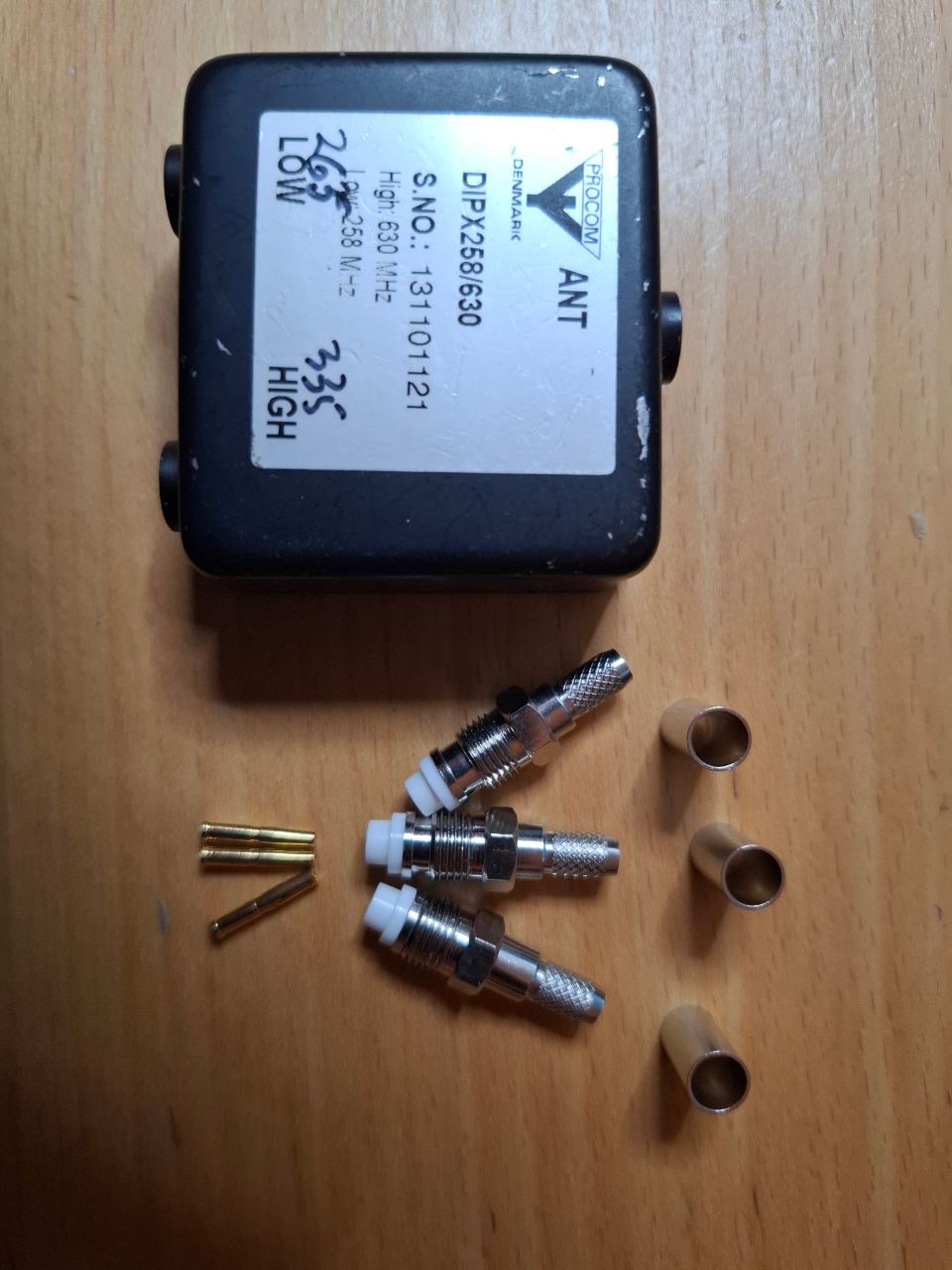 Procom DIPX258/630 Diplexer
