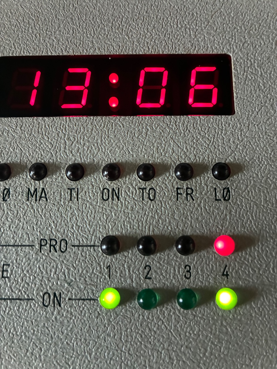 Kontrolpanel, uge, dag tid.
