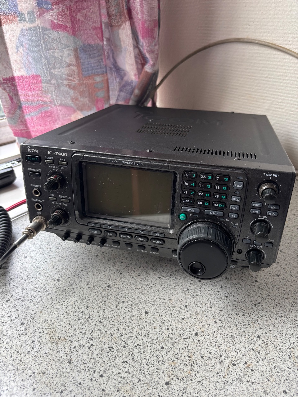 Icom 7400