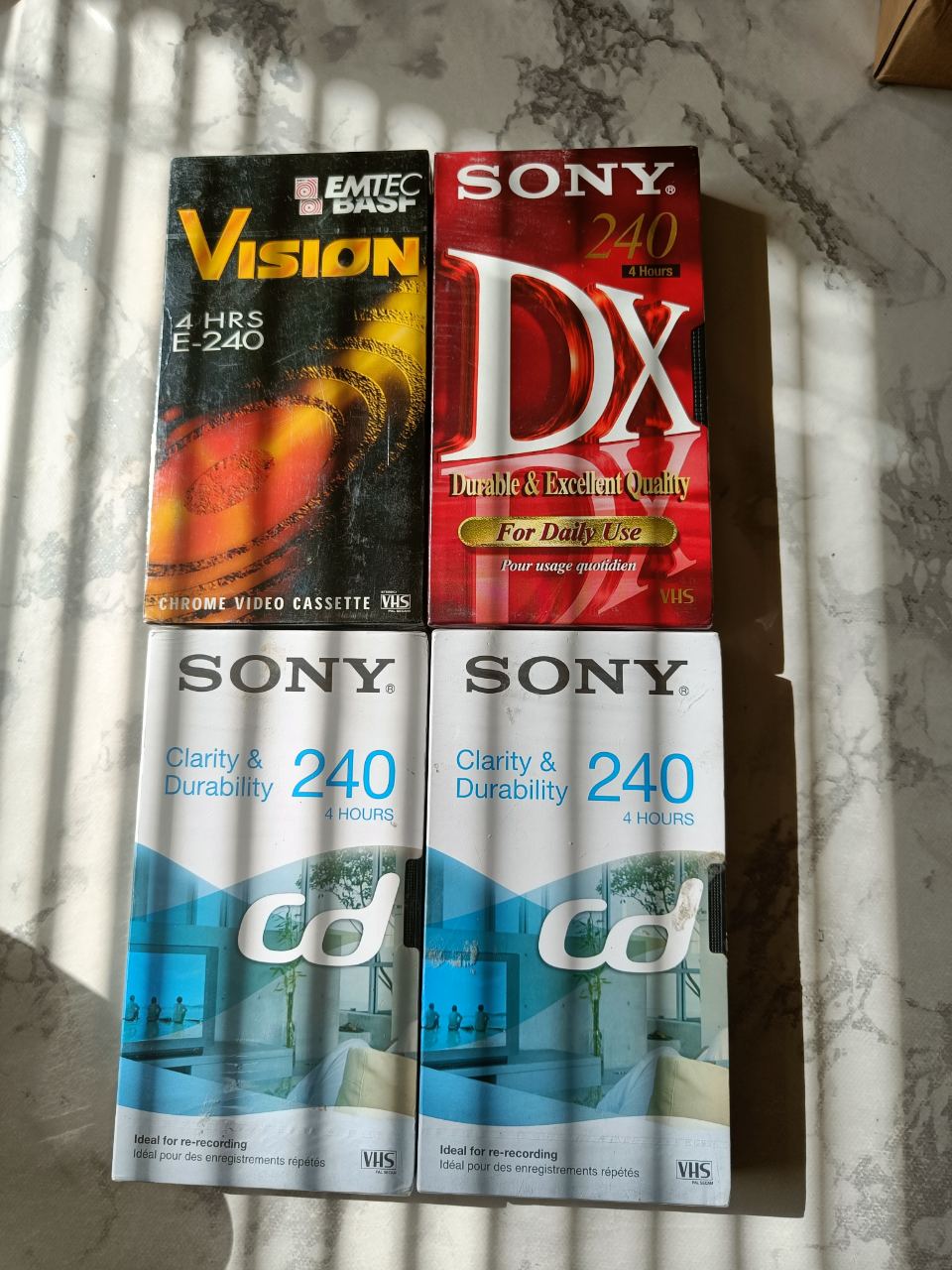 Nye VHS bånd med folie