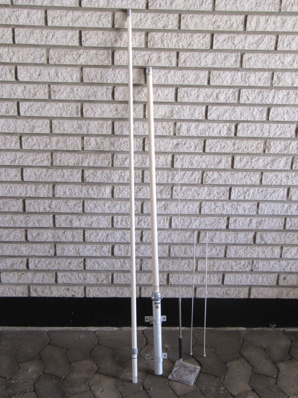 DIAMOND V-2000 Antenna for 6meter- 2 mrter og 70 cm.