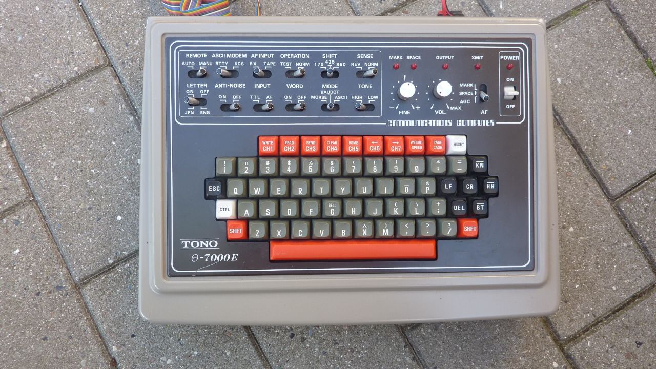 TONO 7000 E kommunikations computer