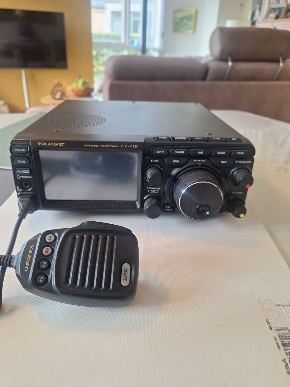 Yaesu FT-710 + SSM-75E + manual