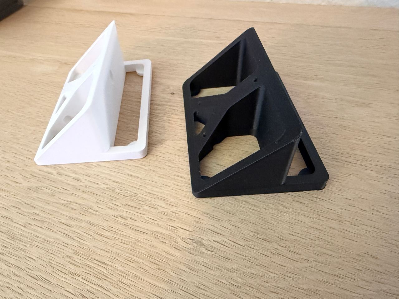Holder/Stand for icom 7100