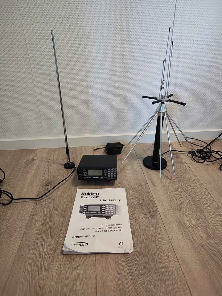 Uniden Bearcat Radio scanner