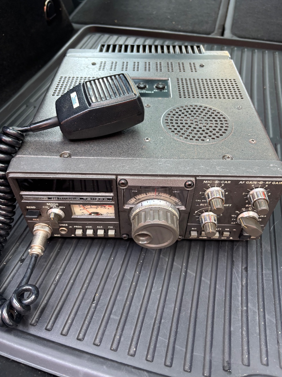 16. Kenwood TS-130S HF Transceiver