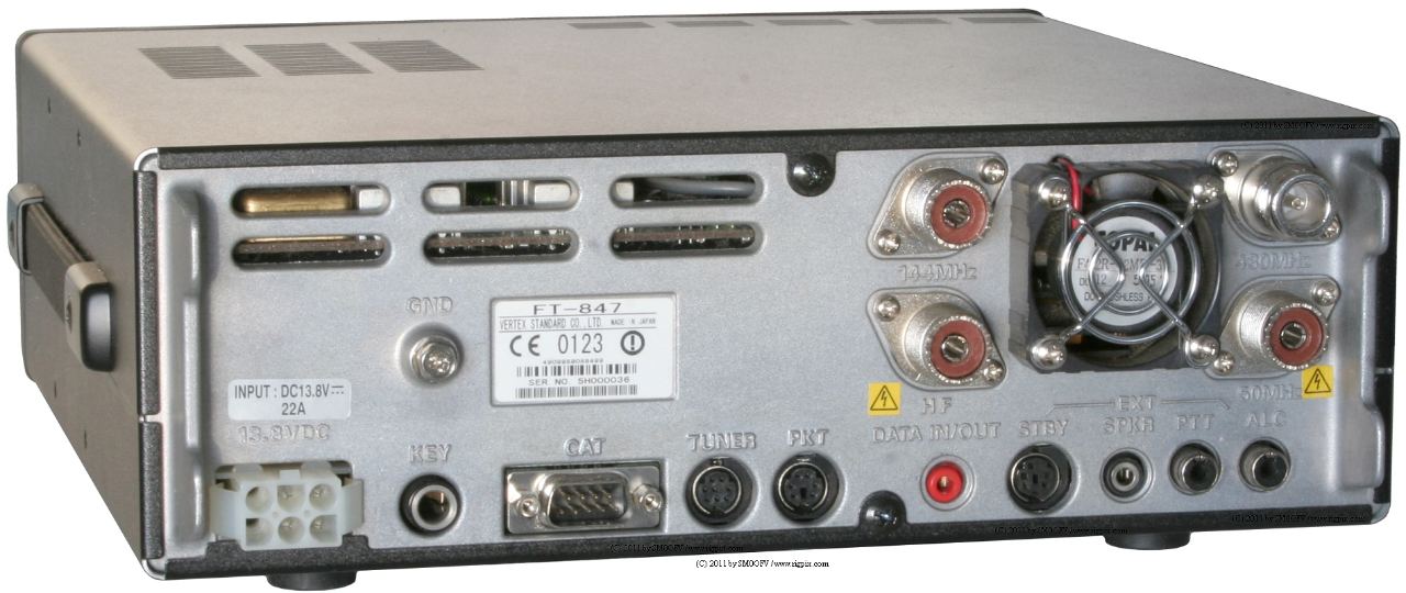 YASEU FT 847 Amateur HF/VHF/UHF transceiver