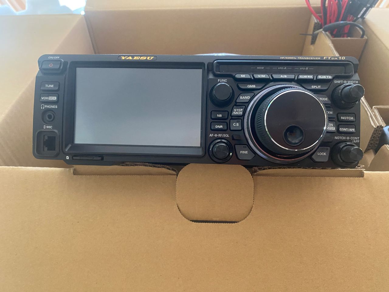 Yaesu ft-dx10