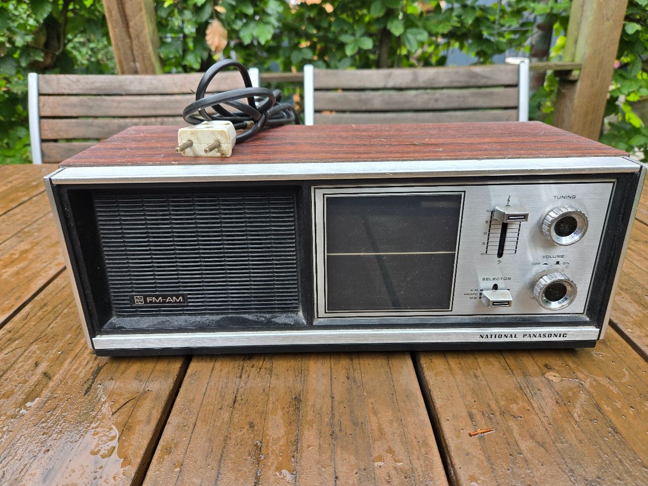 National Panasonic FM-AM