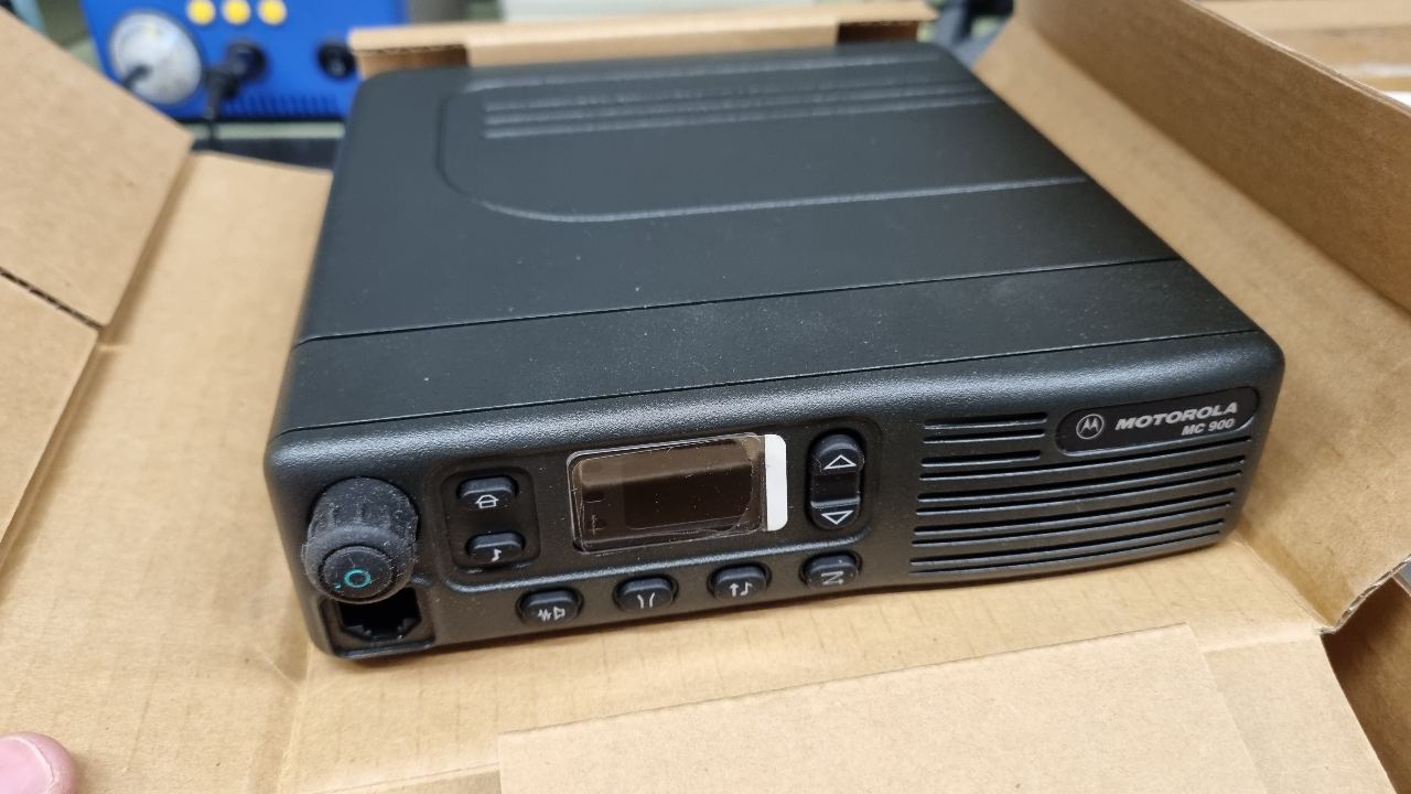 Motorola GM900 UHF - NY OG UBRUGT I ORIGINAL EMBALLAGE
