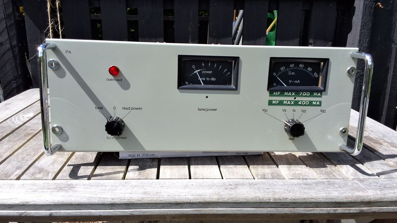 Pa trin fra maritim station  Dansk Radio S1250 / Elektromekano