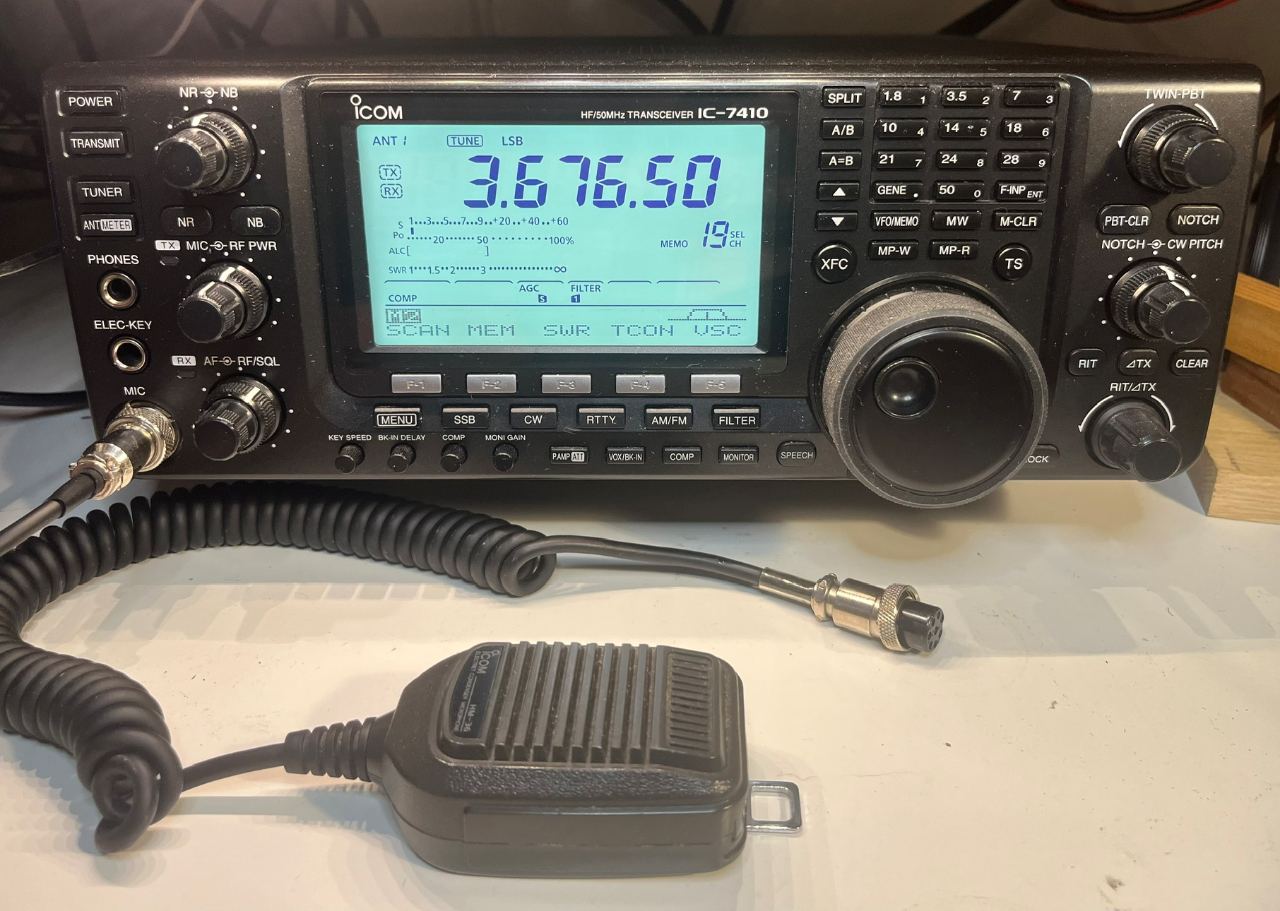 ICOM 7410 HF radio 100 watt