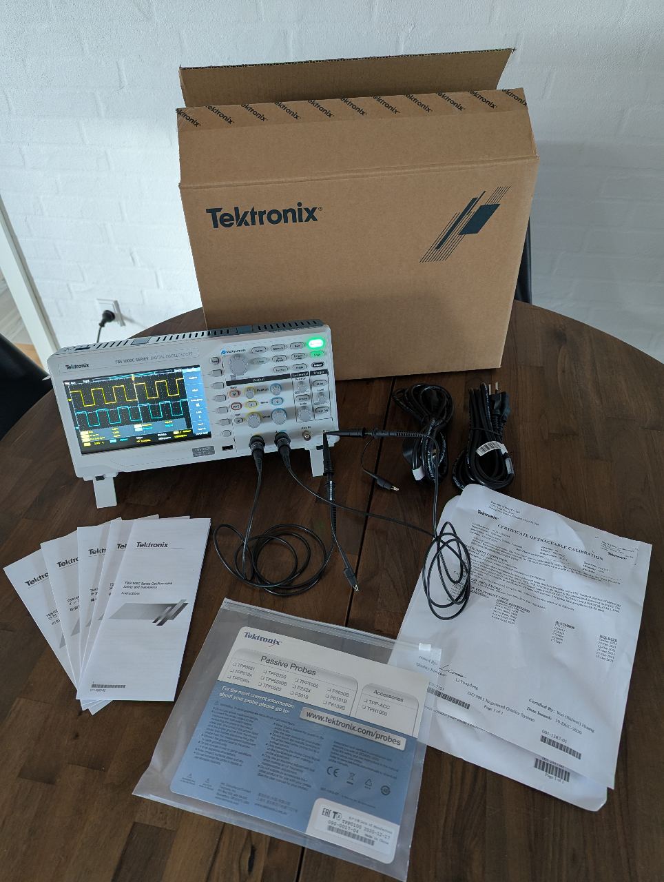 Tektronix TBS1052C Oscilloscope