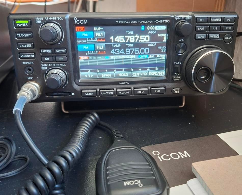 Icom IC-9700 - 144/432/1296 MHz