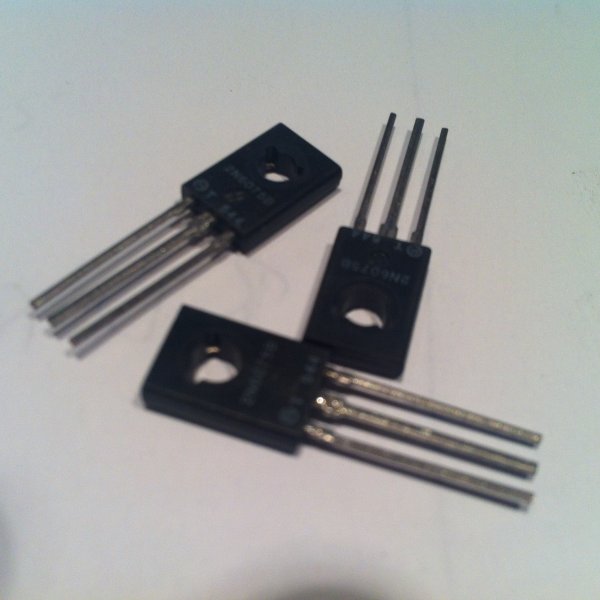 TRIAC 4 A 600 V