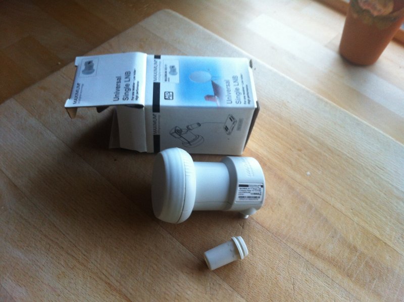 Universal LNB