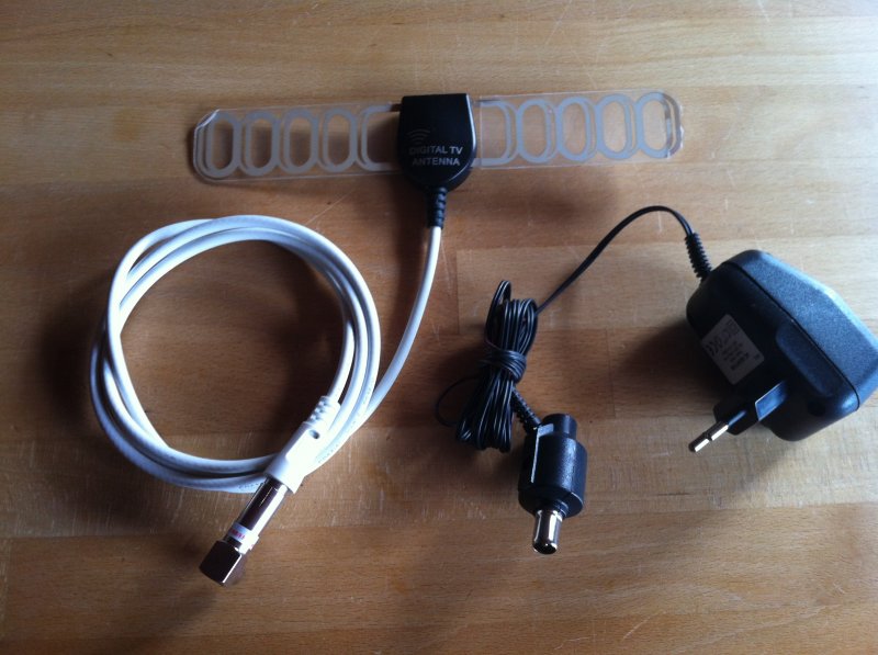 Digital UHF ant
