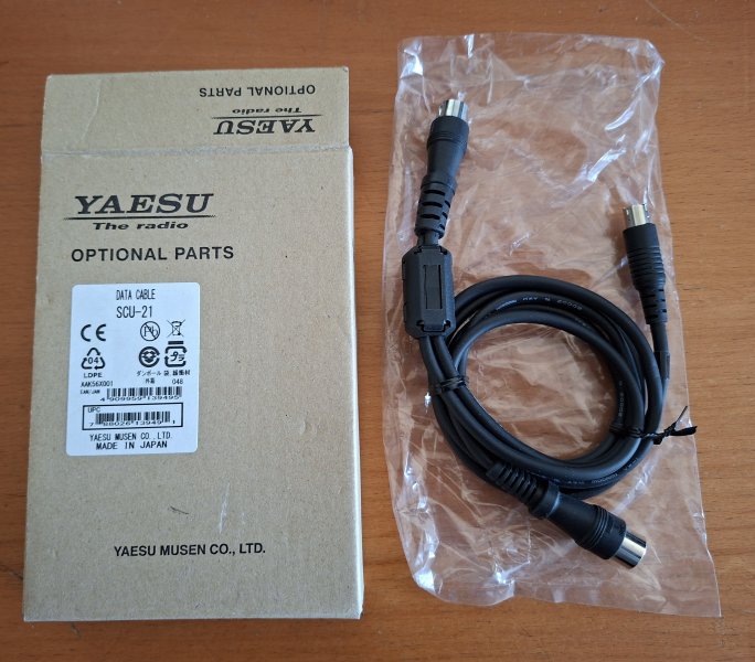Yaesu SCU-21 Data Cable