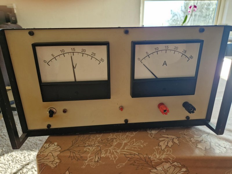strømforsyning 13.8v 30A