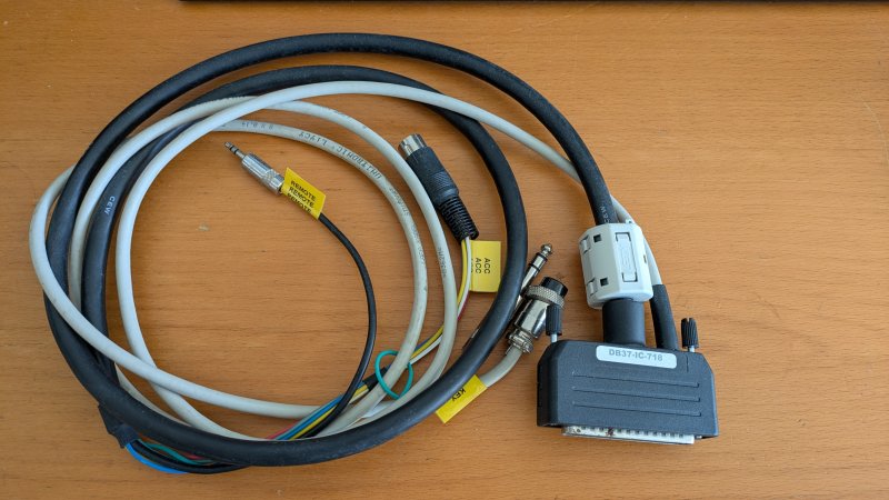 Microham Kabel DB37-IC-718