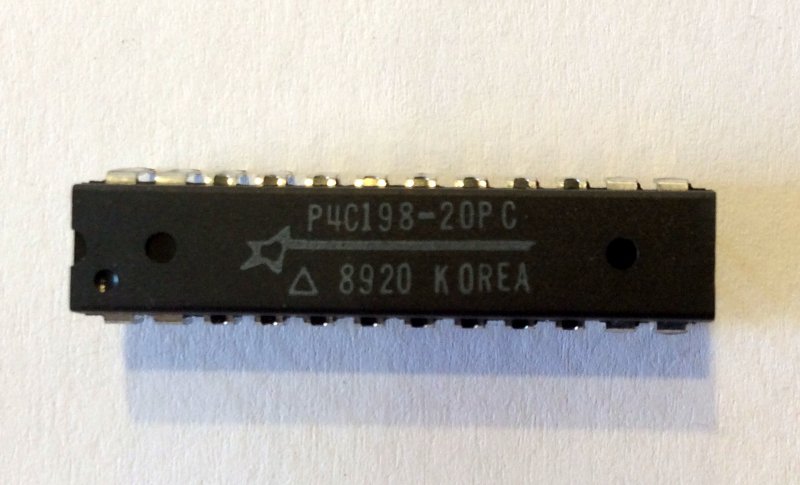 P4C198-20PC