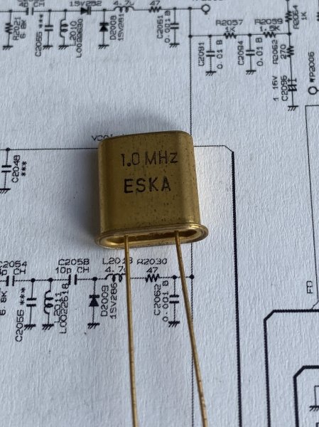 CRYSTAL 1 MHZ  HC 18