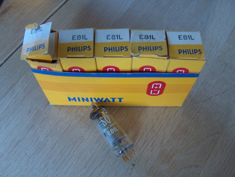 Philips E81L SQ
