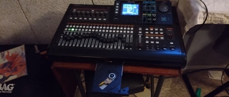 Tascam mikser+hdoptager studie