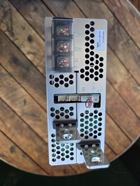 COSEL 24V 44A Strømforsyning