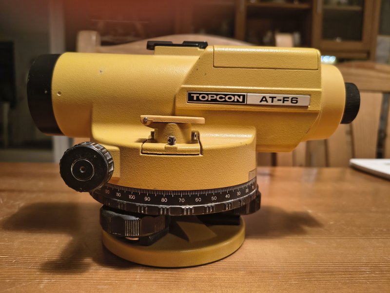 Nivelleringsapparat Teodolit Topcon AT-F6