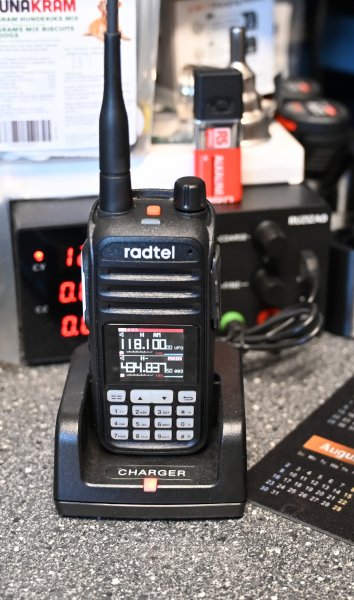 VHF/UHF