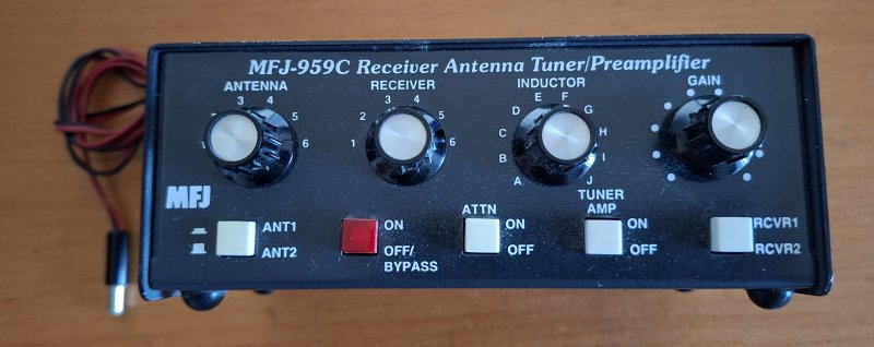 MFJ_959C Receiver Antenna Tuner