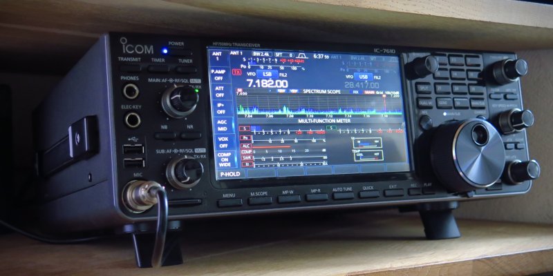 ICOM IC-7610