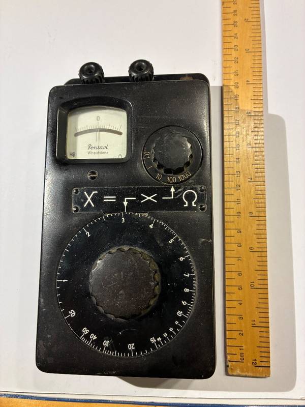 Pontavi ohm-meter