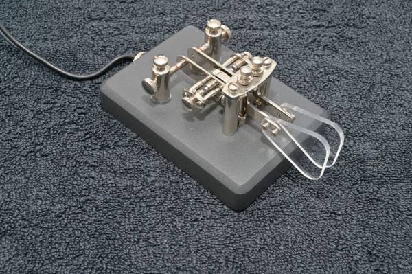 Amplitec CW Paddle Key