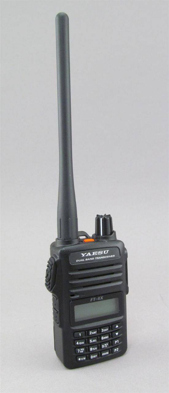 YAESU FT 4 XE  DUALBANDER