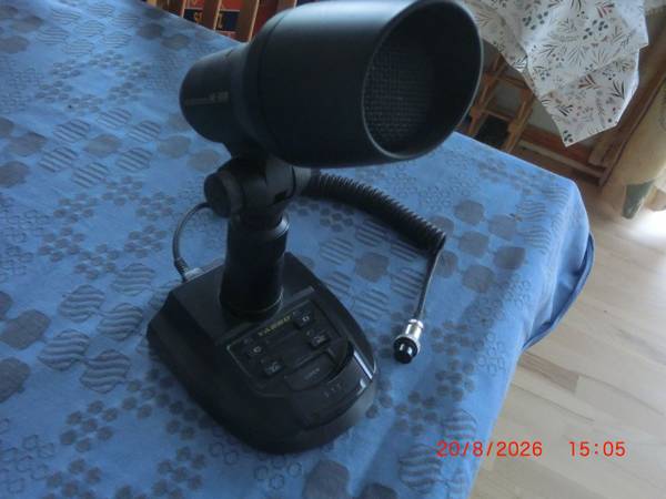 Yaesu M100 bordmike
