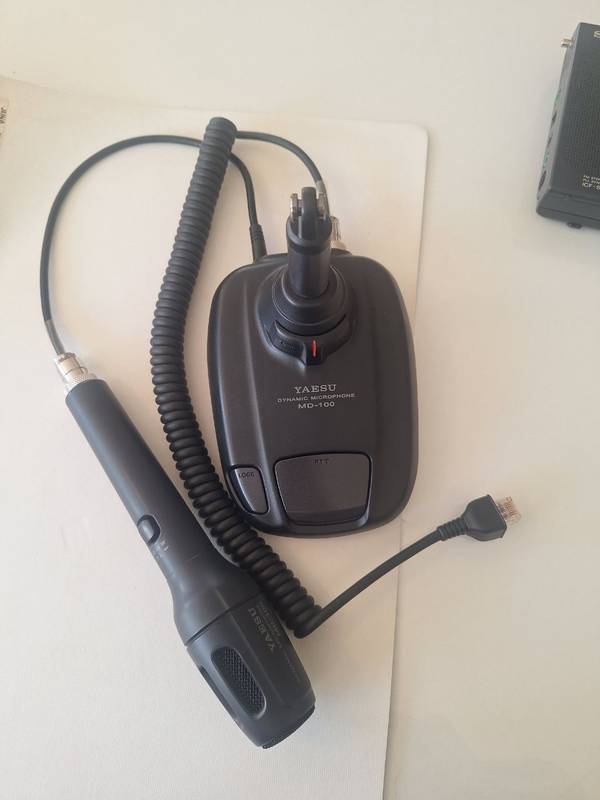Yaesu MD-100 A8X