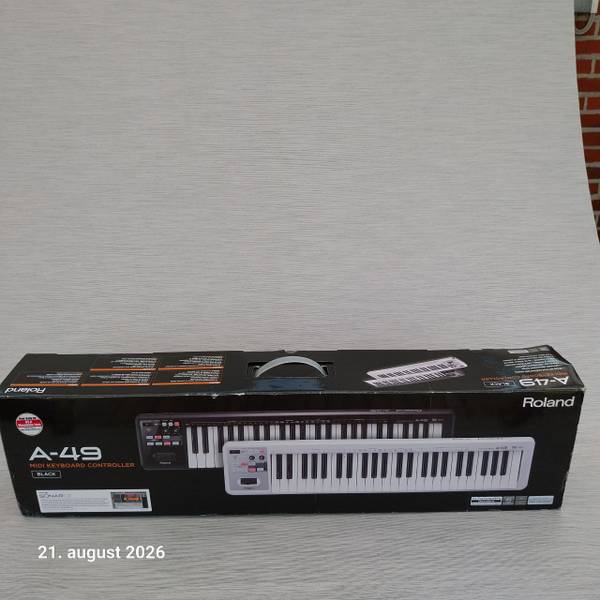ROLAND keyboard A49