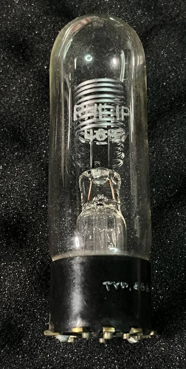 Philips 4687 spændingsregulator rør.