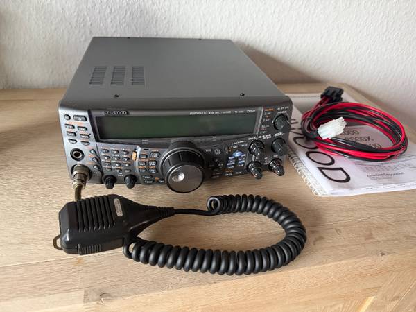 Kenwood TS 2000