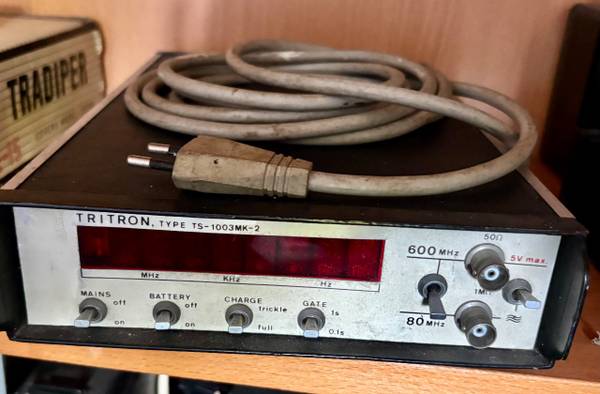 Tritron TS-1003MK-2 frekvenstæller (600 MHz)