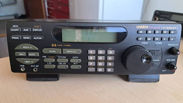 Uniden Bearcat UBC-9000XLT