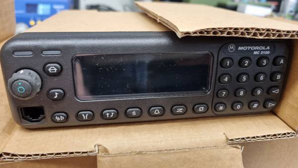 Motorola MC2100 UHF - DEMO MODEL I ORIGINAL EMBALLAGE