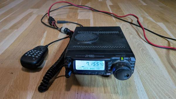 FT-100D 100W HF + 6m