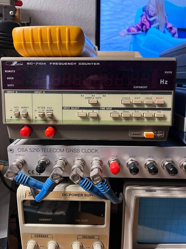 Oscilloquartz OSA 5210 – Telecom GNSS Clock