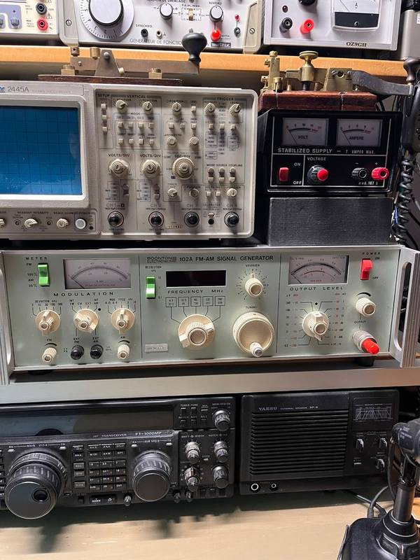 Boonton 102A – FM/AM-signalgenerator
