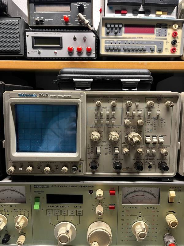 Tektronix 2445 – 150 MHz oscilloskop