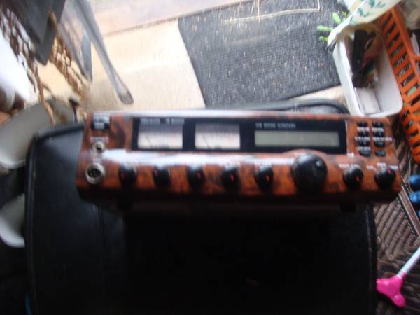 Albrecht AE8000
