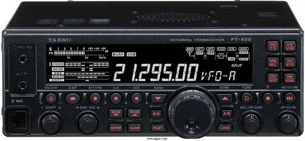Yaesu FT-450 med antennetuner Yaesu FC-30
